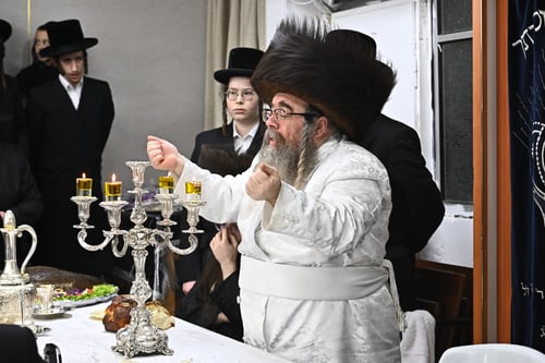 כפי תורת הסוד | האדמו"ר מווערצקי אכל את הדג שטוגן בשמן זית זך