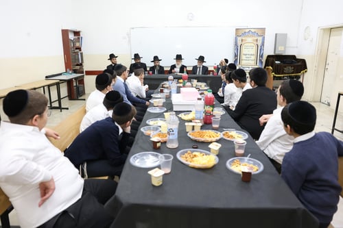 חוליה חדשה בשרשרת | ישיבת "באר התלמוד" לצעירים יוצאת לדרך בבית שמש