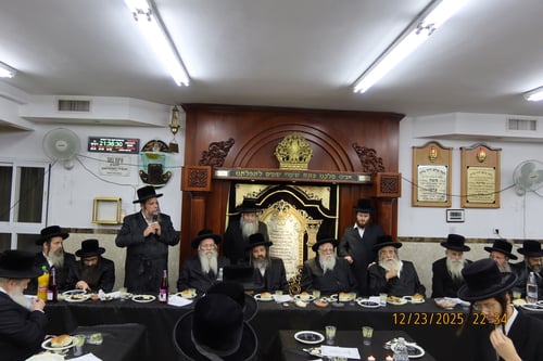 לא הוכתר ממשיך | בסערט ויז'ניץ ציינו שלושים להסתלקות רב הקהילה זצ"ל