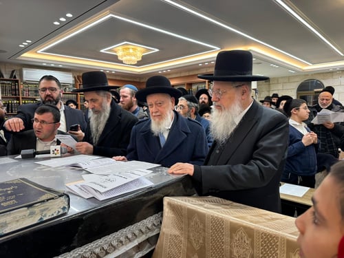 התפילות בקעו רקיעים: שעות לאחר העצרת בירושלים - המקובל התעורר ונותק מהנשמה