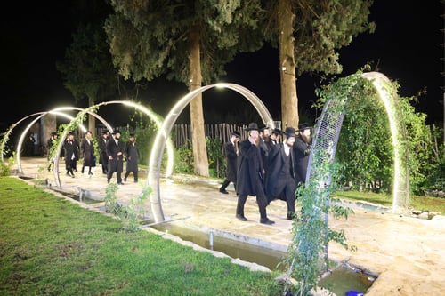 בית שמש לא תפקיר את בחוריה: מאות התאספו בכינוס "אנשי חיל" נגד גזירת הגיוס