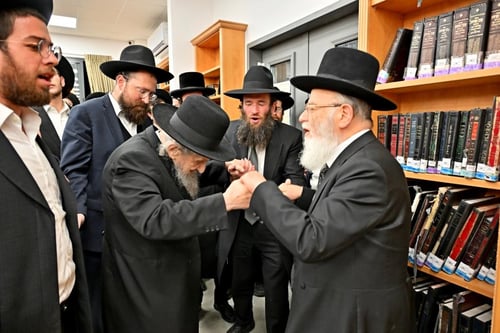 ריקוד של התעלות: ראש הישיבה חנך את היכל 'ישיבת הגרי"ש' בשכונת רמות