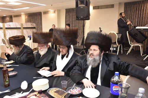 שמחה בבני ברק: תיעוד משמחת נישואי נין "האריה שאג" מצאנז ז'ימגראד