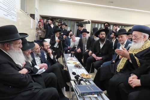 "היתה לב הישיבה": גדולי ישראל ניחמו את הגה"צ רבי עזרא ניסן על פטירת הרבנית ע"ה