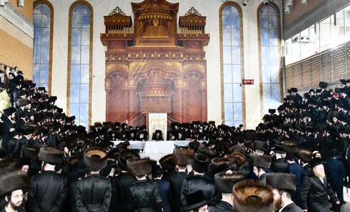 האדמו"ר מבורו פארק, חיזק את תושבי בני ברק בימי השובבי"ם