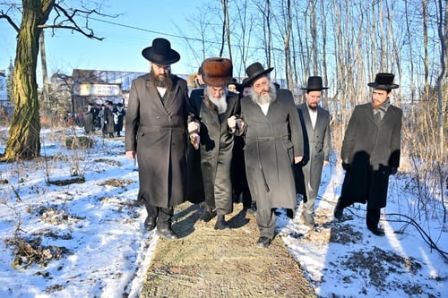 בפולין הקפואה: ארבעה ימים של התעלות ודבקות בצילו של האדמו"ר מאלכסנדר 