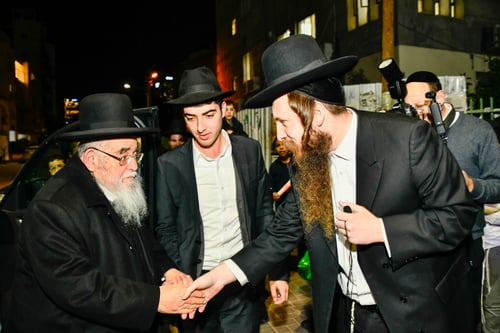 חביבין דברי סופרים | גדולי ישראל סיירו בין ספסלי 'המתמידים' בבני ברק