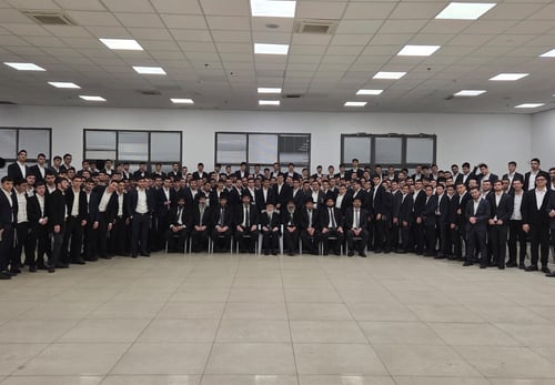 "אתם מגיני הארץ": המשא הנוקב של הגאון רבי זמיר כהן בפני מאות בחורי הישיבה