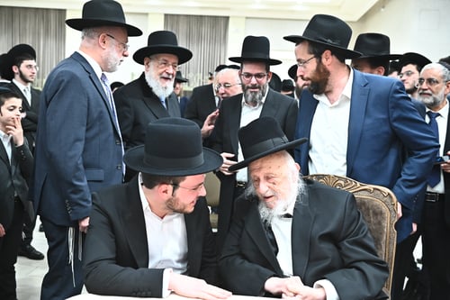 נכדו של מרן שר התורה חיתן; רבנים ואישי ציבור השתתפו | תיעוד