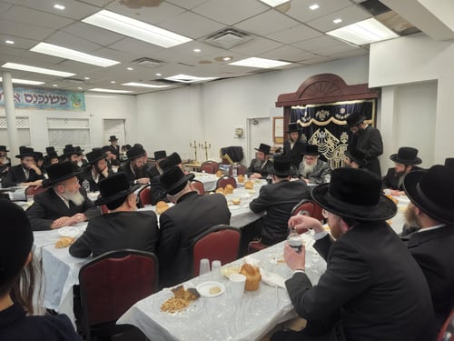 בצילא דדודו: האדמו"ר מויז'ניץ ממונטריאול ציין את הילולת ה'ישועות משה' זי"ע | תיעוד