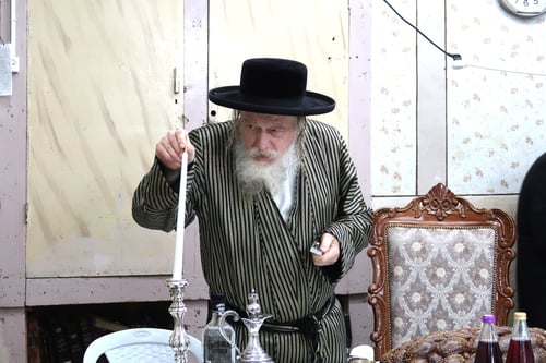 בצל נכדו האדמו"ר המשפיע | הילולת בעל ה'שומר אמונים' במבקשי אמונה
