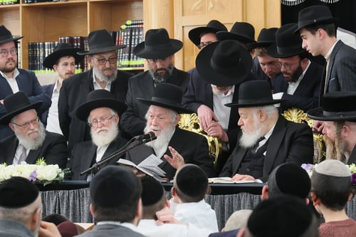 תחת איום הטילים: האזעקה שקטעה את המעמד הענק של הגר"י זילברשטיין ברחובות