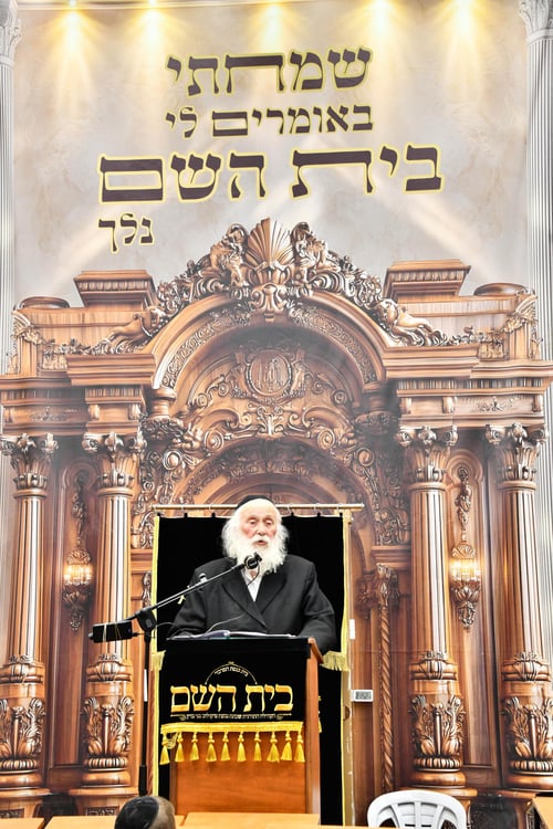פסח בפתח | המוני בני התורה בבני ברק בדרשות 'שבת הגדול' של הגר"י סילמן