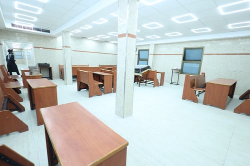 הרבי קבע מזוזות בהיכל בערנאטה | מעמד חנוכת השטיבלאך של דושינסקיא 