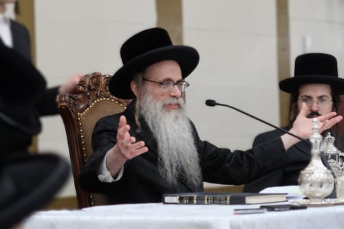 צפו בתיעוד; בחורי יוניאן סיטי עברו לקבלת תפוחים בתחילת זמן הקיץ