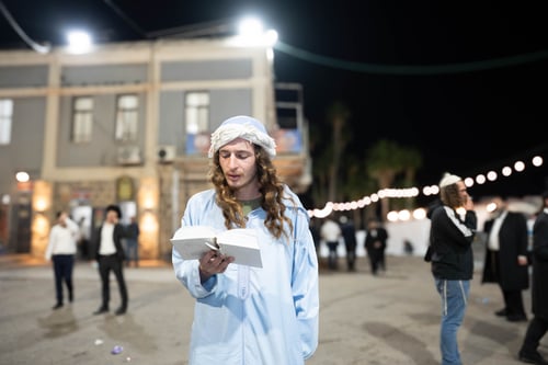 שערי דמעות לא ננעלו | אלפים בהילולת רבי מאיר בעל הנס בטבריה • תיעוד מרהיב