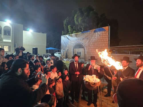 בבירת הנגב; המיצג המרגש בבאר שבע שגרם לתושבים להרגיש במירון | צפו בתיעוד