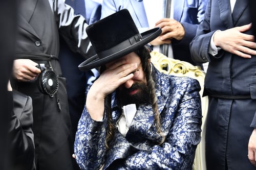 בכי תמרורים וניגוני יום כיפור; המונים ליוו למנוחות את הרבנית הצדקנית ממעז'בוז ע"ה