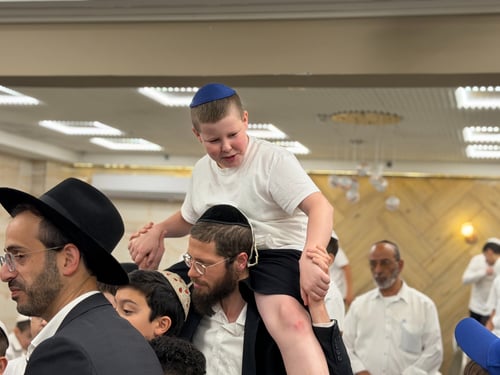 "אתם צריכים לברך אותנו": הבקשה החריגה של גדולי הרבנים מילדי שובו
