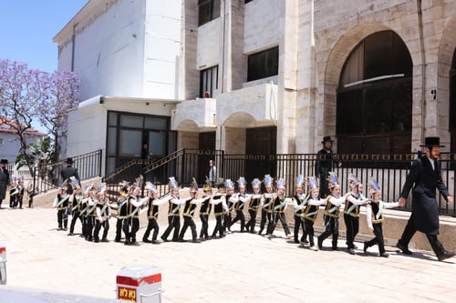 דור ישרים יבורך | המעמד המרגש בחיפה שאיחד את שני האדמו"רים מהמועצת