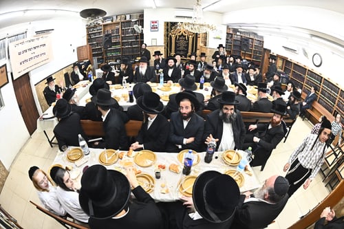 הערבייה נהרגה והיהודים ניצלו בנס | כך חגג המשפיע את נס הצלתו מהתאונה המחרידה