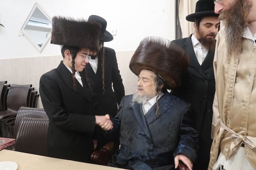אחרי השנים הקשות; רגעי הנחת של הצדיק רבי יעקב מאיר שכטר