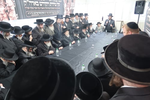 אף שקל לא מהמדינה | צדיקי ירושלים התכנסו למען עמלי התורה על טהרת הקודש