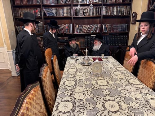 קנדה לבשה חג | האדמו"ר מווילאמסבורג ערך מסע הוד בקרב תושבי מונטריאול