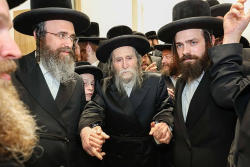 לזכרו של הנגיד ופטרון החסידות; האדמו"ר מערלוי חנך את בית מדרשו החדש ברמה ד'