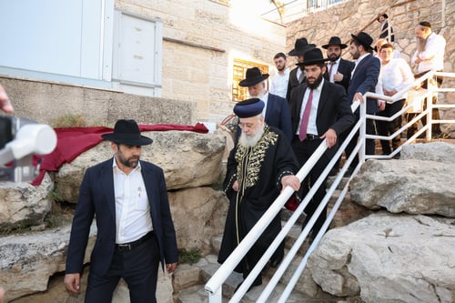 התושבים התרגשו; הראשל"צ ערך ביקור הוד באימפריית ההלכה ברמות ד'