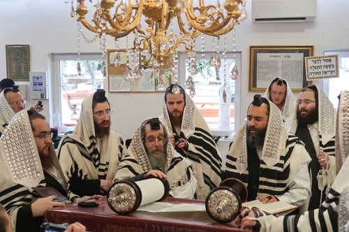 מקרעסטיר ועד בישטנא | תיעוד ענק ממסעו של הרבי מקרעטשניף סיגעט באירופה