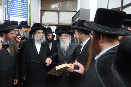 חסידי דארג עברו לעמנואל