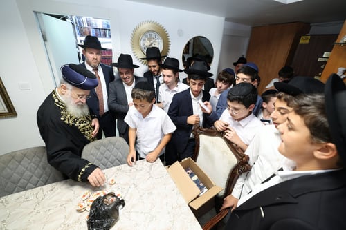 הראשל"צ בירך את ילדי רעננה