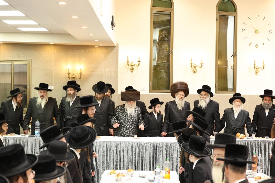 שמחת בר המצווה בקרעטשניף י-ם