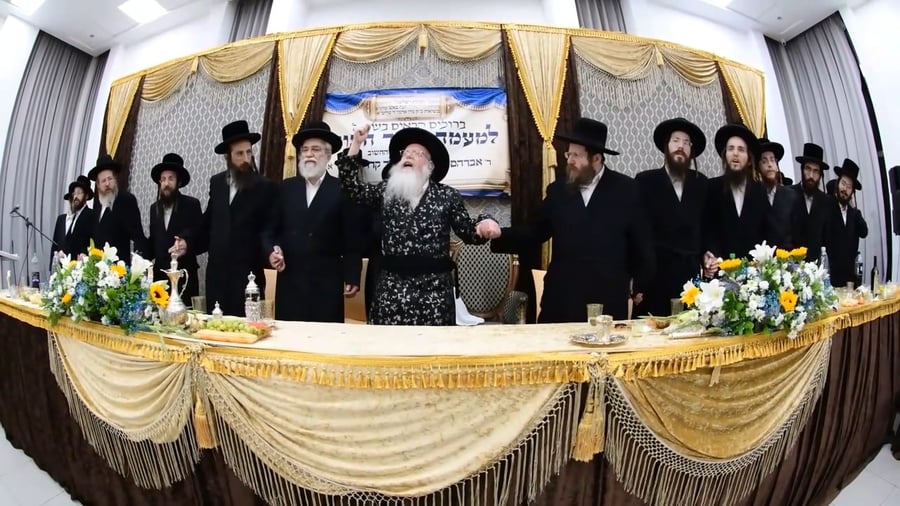 תְּנוּ כָּבוֹד לַתּוֹרָה • 'מעמד כבוד התורה' בישיבת קרעטשניף קרית גת