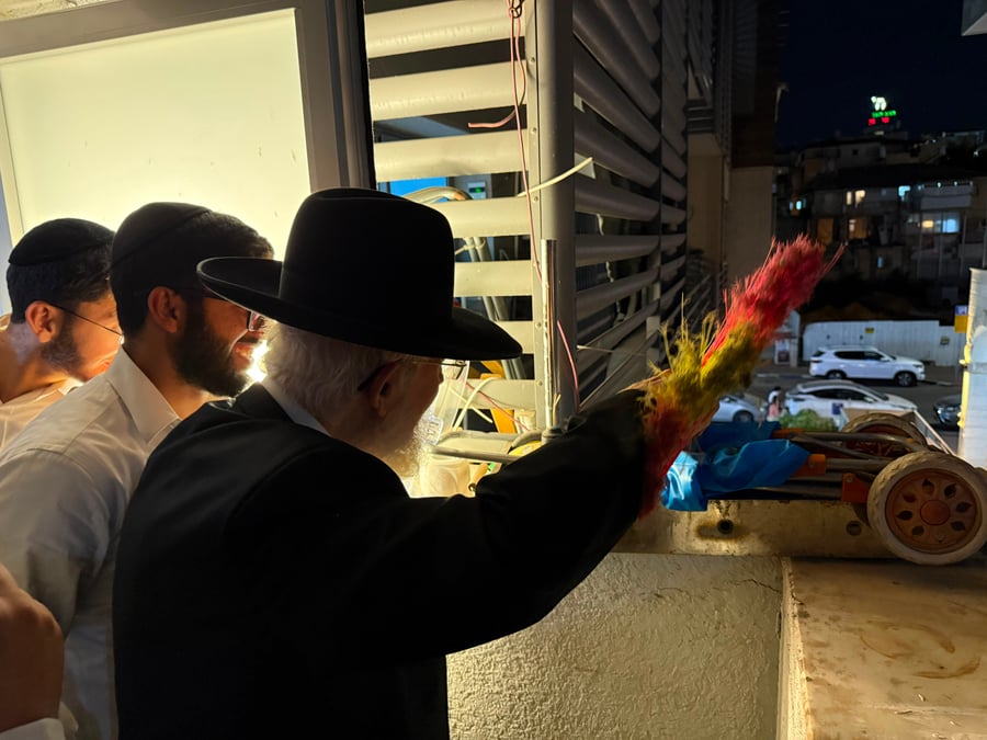 הגר"צ מאזוז בשילוח הקן