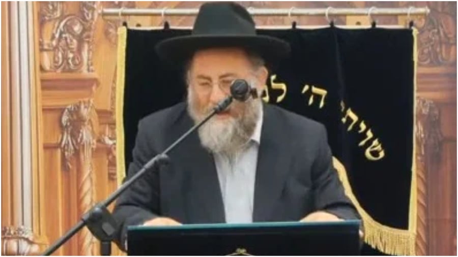 מנהגו המיוחד של הגר"י זילברשטיין בכניסתו לביתו מדי ערב